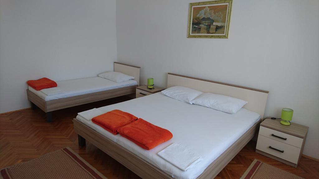 Apartments Anastazija Паг Екстер'єр фото